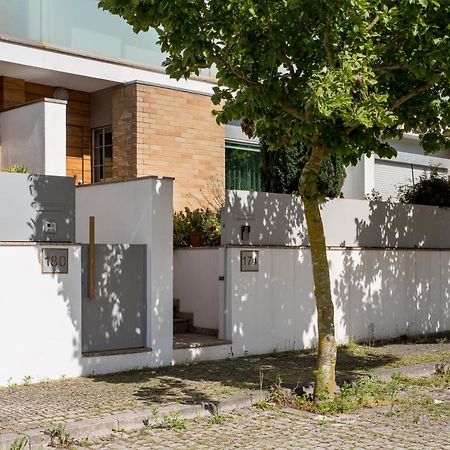 Joivy Sleek House Balcony & 2 Terraces In Porto Daire Maía Dış mekan fotoğraf
