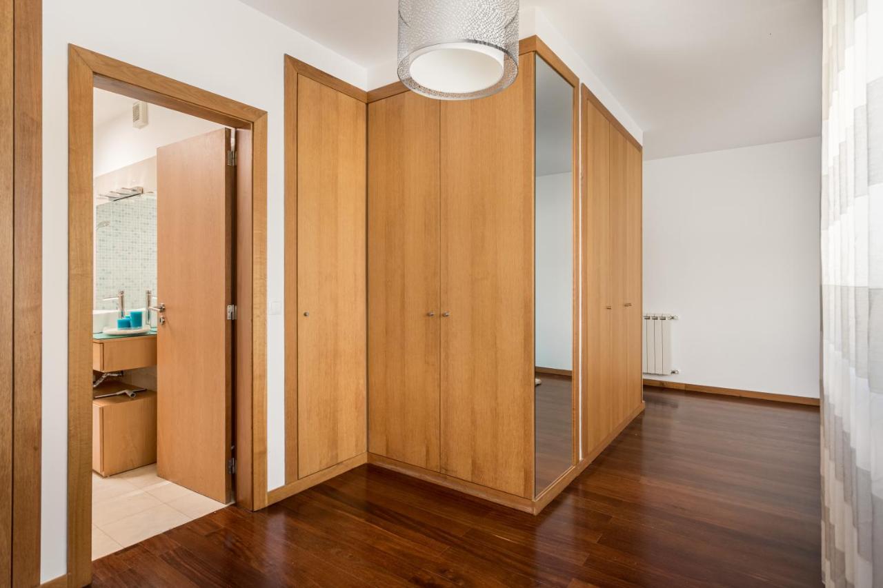Joivy Sleek House Balcony & 2 Terraces In Porto Daire Maía Dış mekan fotoğraf