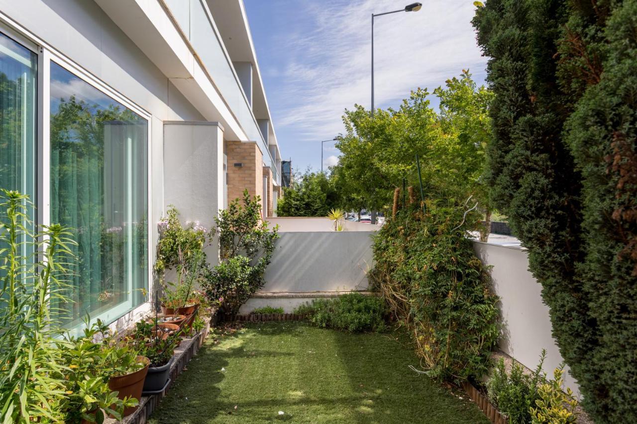 Joivy Sleek House Balcony & 2 Terraces In Porto Daire Maía Dış mekan fotoğraf