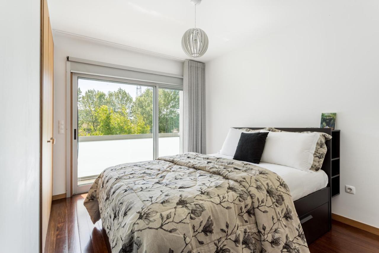 Joivy Sleek House Balcony & 2 Terraces In Porto Daire Maía Dış mekan fotoğraf